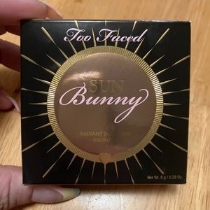 Too faced sun Bunny